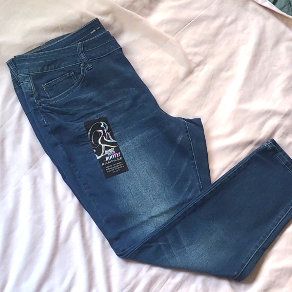 Rampage "Chloe|Curvy" Jeans size 24w NWT [1055]
